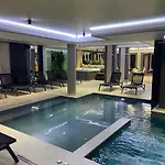 Апартаменты & Zatyshnyi Dvir Буковель