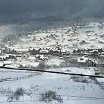 & Zatyshnyi Dvir Апартаменты *