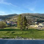& Zatyshnyi Dvir Апартаменты Буковель