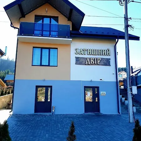 & Zatyshnyi Dvir Apartment Bukowel