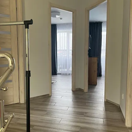 & Zatyshnyi Dvir Apartment *