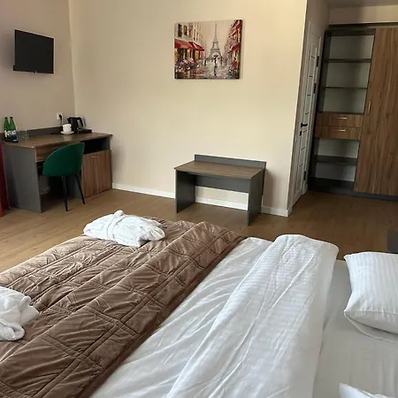 & Zatyshnyi Dvir Apartment Bukowel