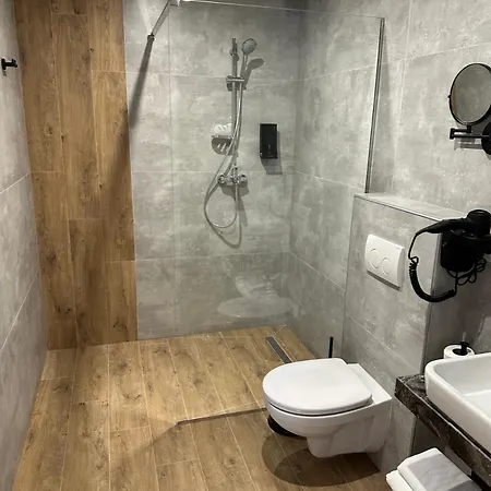 & Zatyshnyi Dvir Apartamento Bukovel