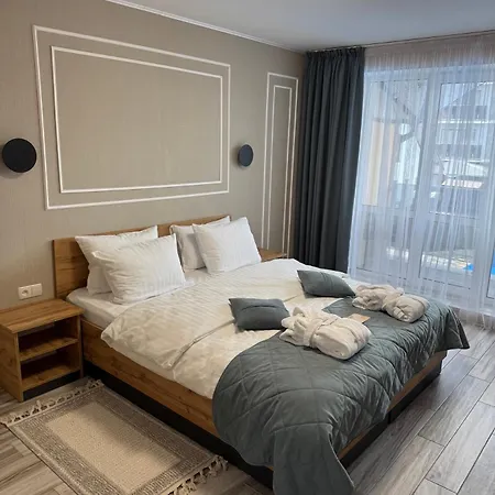 Zatyshnyi Dvir Apartamento *