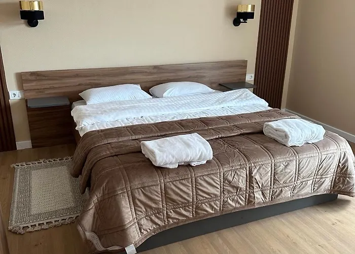 & Zatyshnyi Dvir Апартаменты *